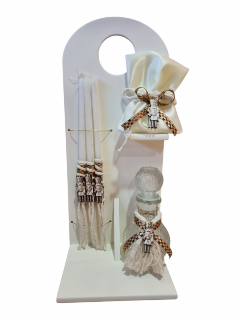 ΚΑΡΥΟΘΡΑΥΣΤΗΣ